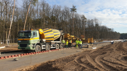 Zdjęcie 18. do artykułu „Produkcja betonu nawierzchniowego (beton drogowy) na 33 Bazę Lotnictwa Transportowego w Powidzu” - Xbeton